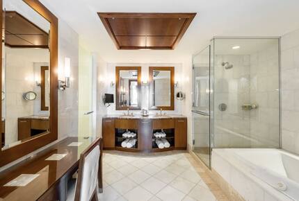 Bahamas - Atlantis Resort - Luxury Ocean View Studio with wrap balcony - Paradise Island, Bahamas