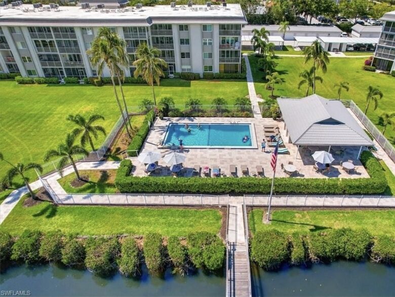 A Boater’s Dream | Waterfront Condo - Naples, Florida