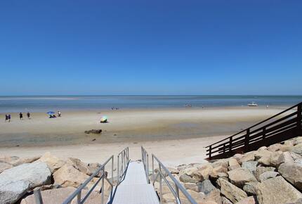 Charming Cape Cod Cottage by the Sea - Brewster, Massachusetts