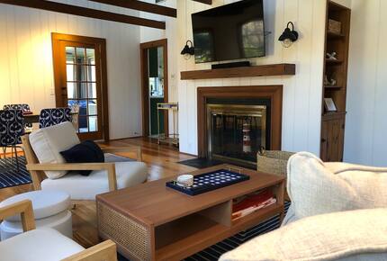 Charming Cape Cod Cottage by the Sea - Brewster, Massachusetts