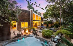 Queen of the Coast - Carpinteria, California