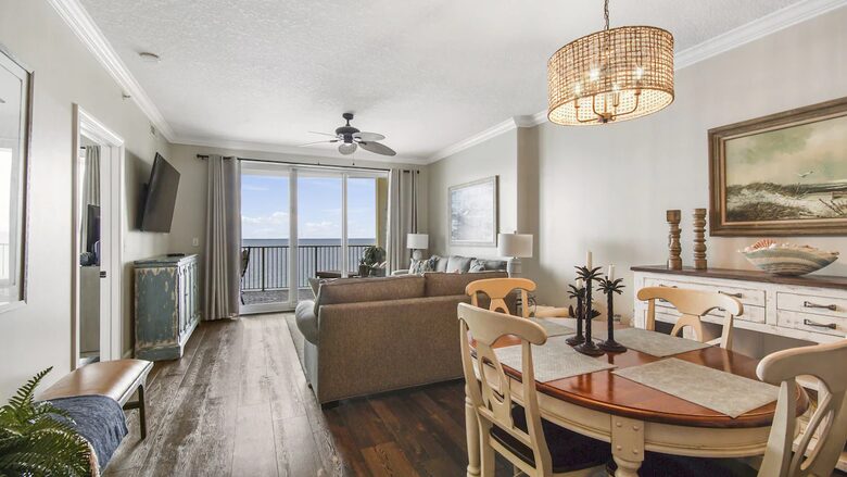 Panama City Beach Oceanfront Upper Floor Condo - Panama City Beach, Florida