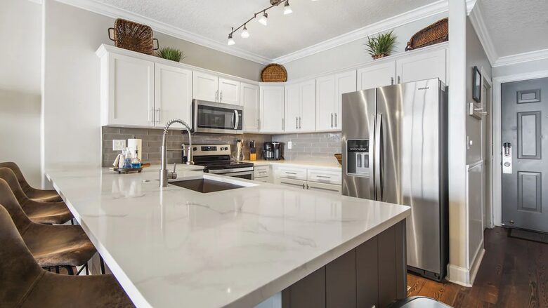 Panama City Beach Oceanfront Upper Floor Condo - Panama City Beach, Florida