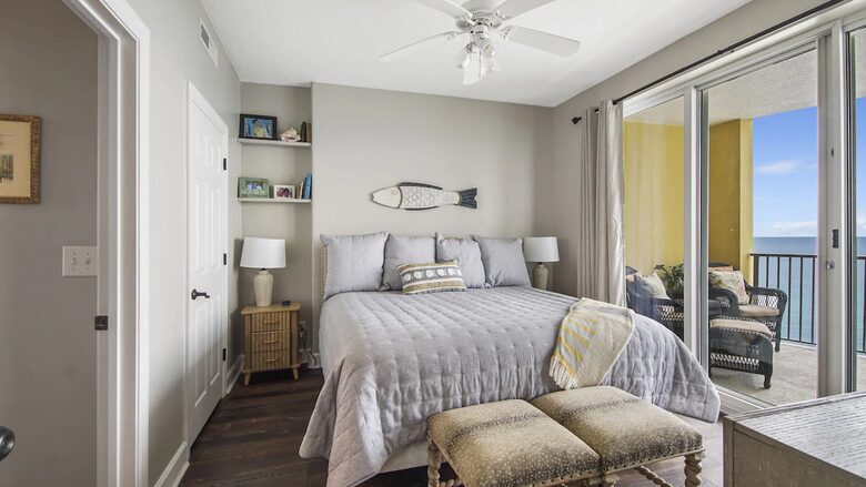 Panama City Beach Oceanfront Upper Floor Condo - Panama City Beach, Florida