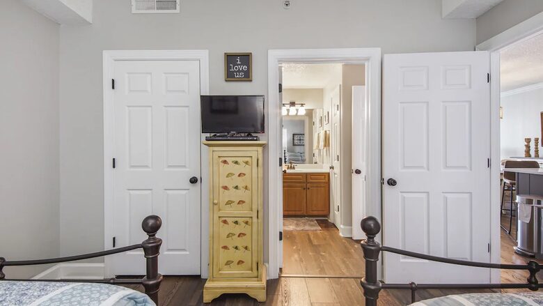 Panama City Beach Oceanfront Upper Floor Condo - Panama City Beach, Florida