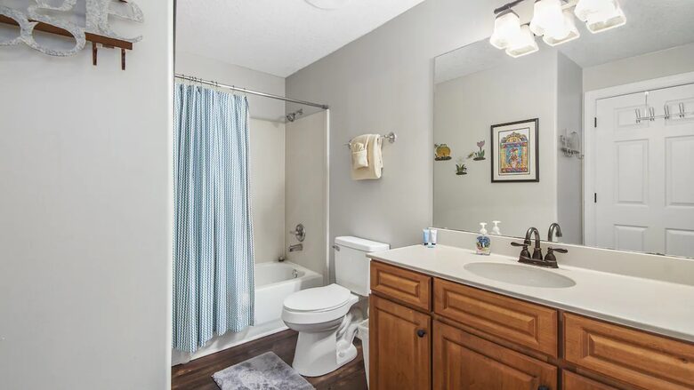 Panama City Beach Oceanfront Upper Floor Condo - Panama City Beach, Florida