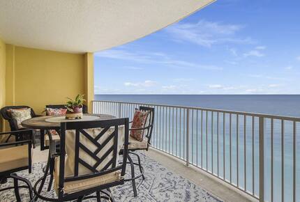 Panama City Beach Oceanfront Upper Floor Condo - Panama City Beach, Florida