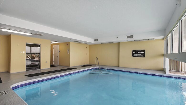 Panama City Beach Oceanfront Upper Floor Condo - Panama City Beach, Florida