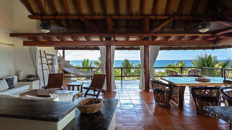 Casa de Olas at Las Palmas Luxury Villas - Zihuatanejo de Azueta, Mexico