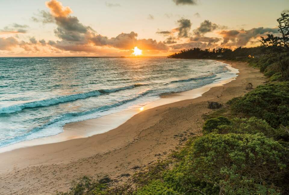 North Shore Oahu Bali Villa on the Beach - Kahuku, Hawaii
