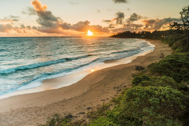 North Shore Oahu Bali Villa on the Beach - Kahuku, Hawaii