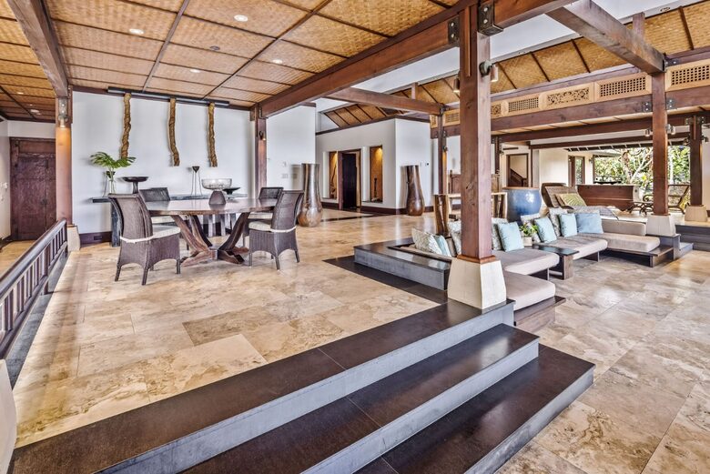 North Shore Oahu Bali Villa on the Beach - Kahuku, Hawaii