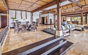North Shore Oahu Bali Villa on the Beach