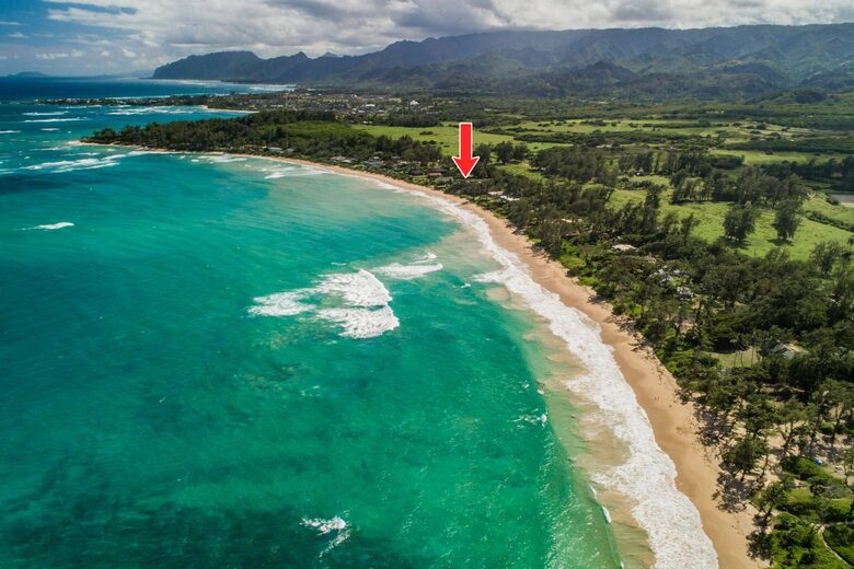 North Shore Oahu Bali Villa on the Beach - Kahuku, Hawaii