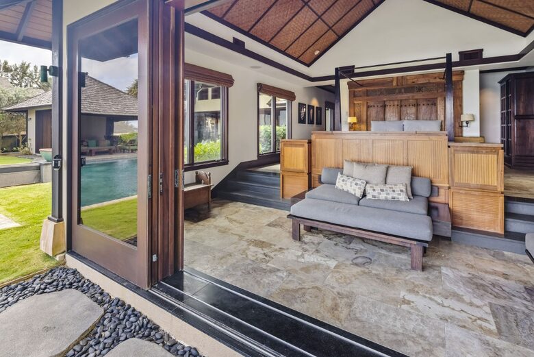 North Shore Oahu Bali Villa on the Beach - Kahuku, Hawaii