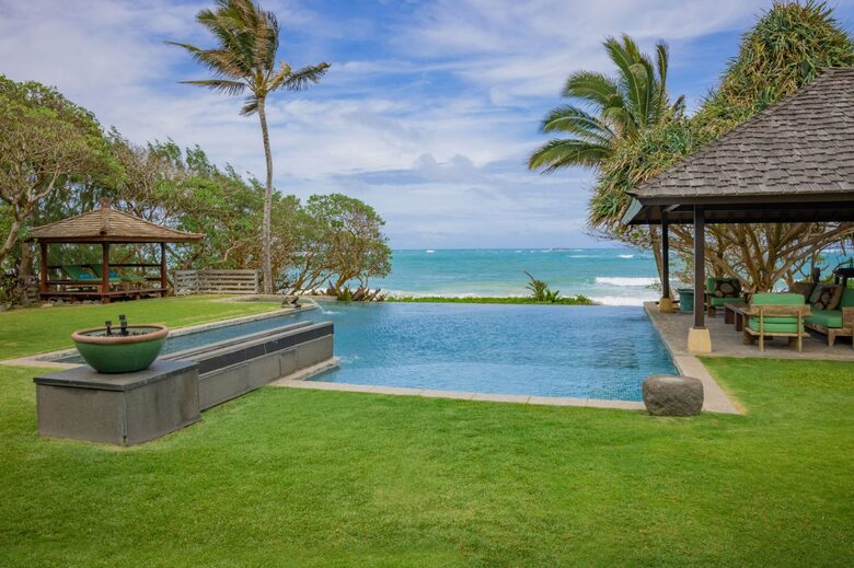 North Shore Oahu Bali Villa on the Beach - Kahuku, Hawaii