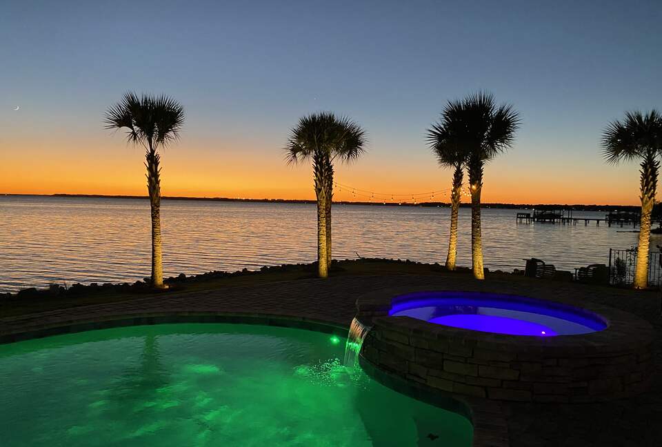 Spectacular Emerald Coast Bayfront Home - Niceville, Florida