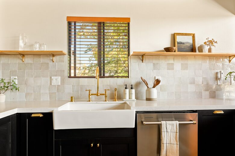 Farm house sink and brass fixtures