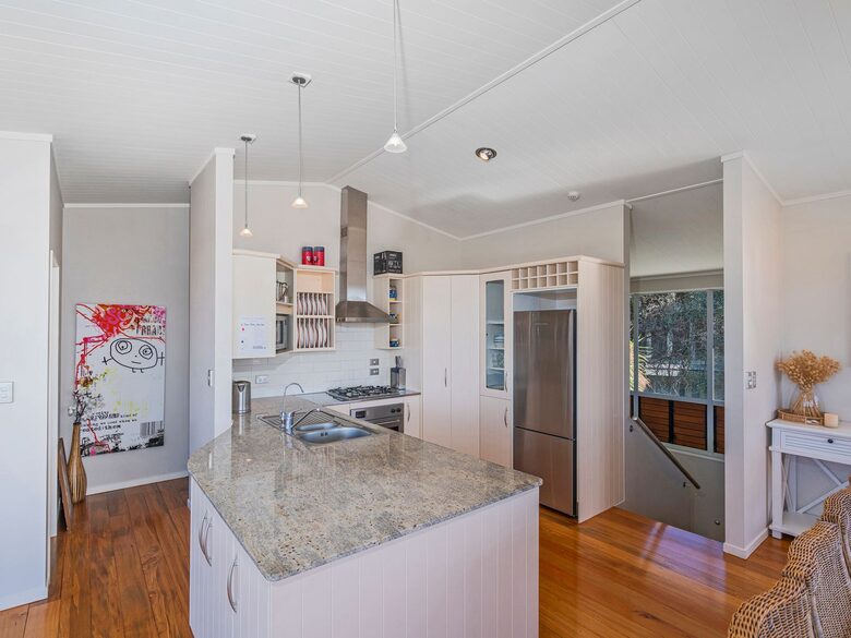 Beachfront Paradise | Whiritoa Beach Home - Whangamatā, New Zealand