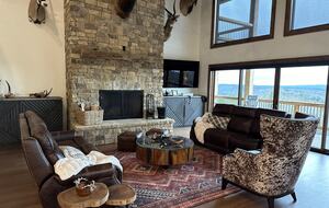 Whispering Winds Mountain Retreat - Ellijay, Georgia