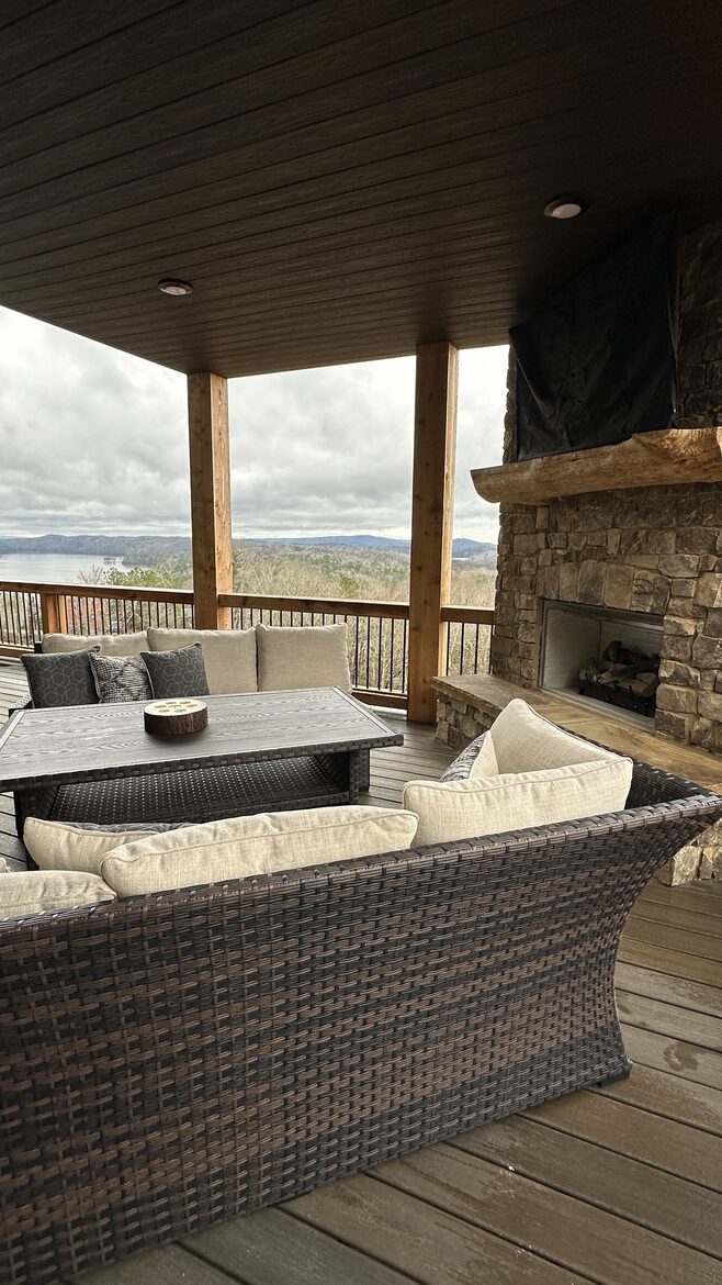 Whispering Winds Mountain Retreat - Ellijay, Georgia