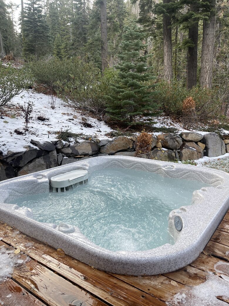 Hot tub off back deck