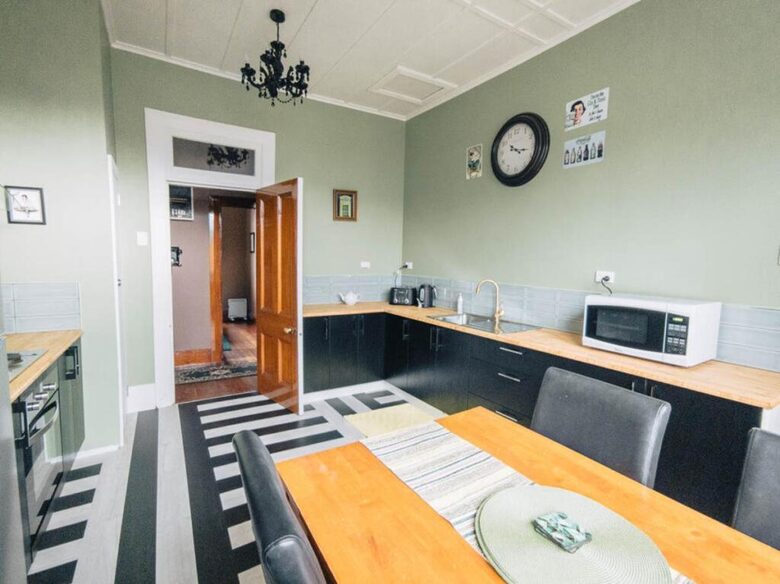 The Old Post Office Holiday Home - Tongariro National Park District, Ruapehu Region, New Zealand