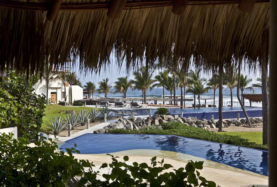 Casa de Olas at Las Palmas Luxury Villas - Zihuatanejo de Azueta, Mexico