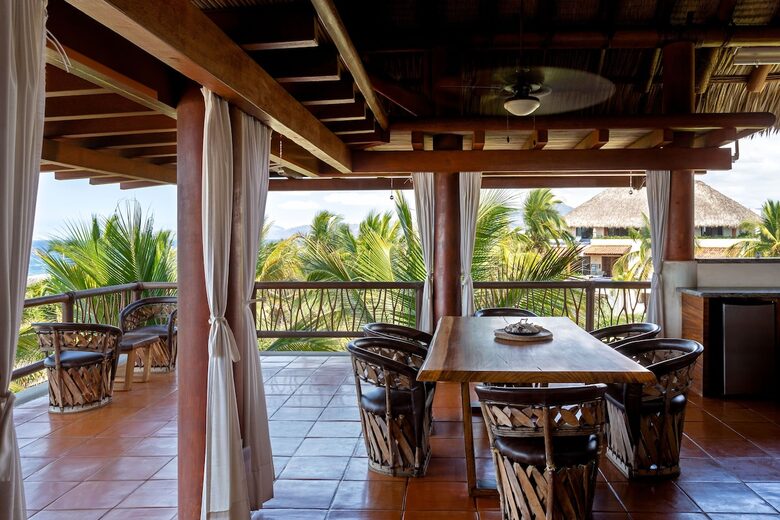 Casa de Olas at Las Palmas Luxury Villas - Zihuatanejo de Azueta, Mexico