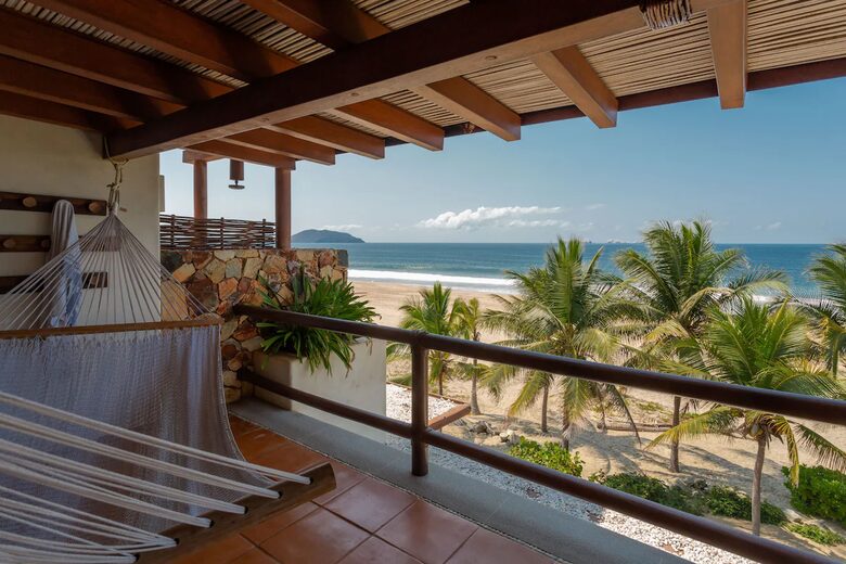 Casa de Olas at Las Palmas Luxury Villas - Zihuatanejo de Azueta, Mexico
