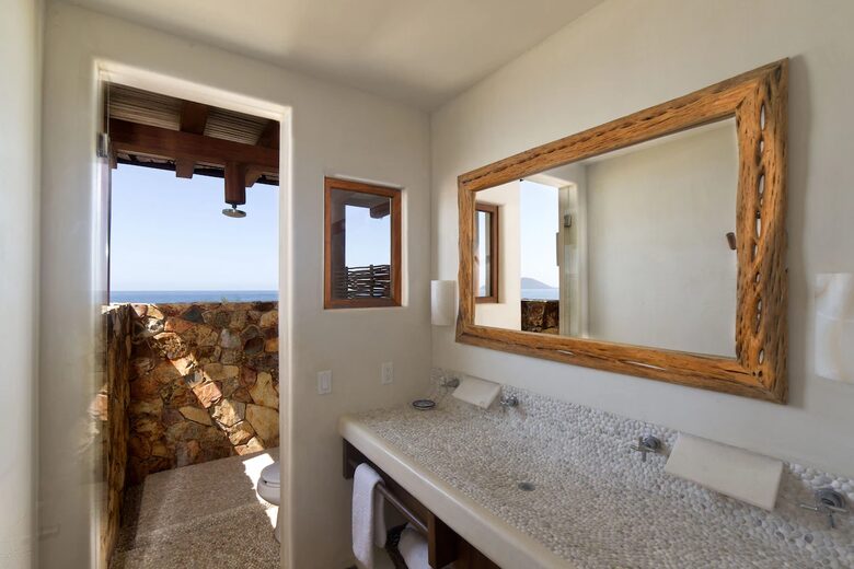 Casa de Olas at Las Palmas Luxury Villas - Zihuatanejo de Azueta, Mexico