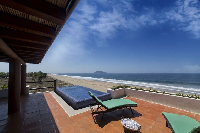 Casa de Olas at Las Palmas Luxury Villas - Zihuatanejo de Azueta, Mexico