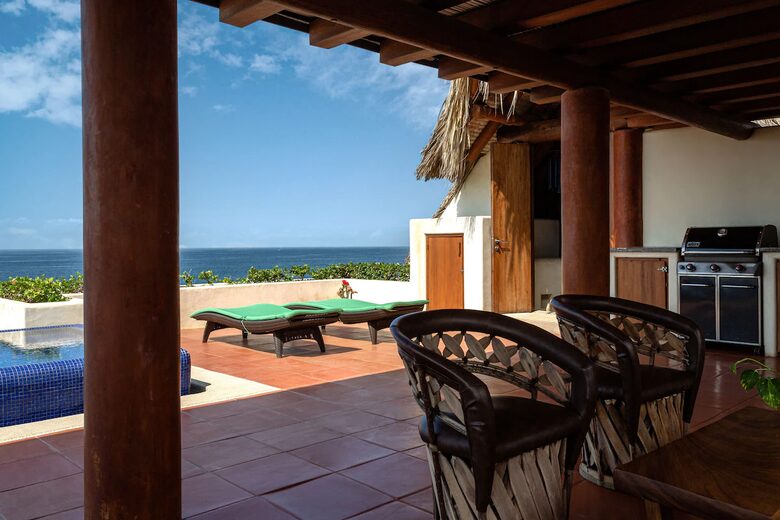 Casa de Olas at Las Palmas Luxury Villas - Zihuatanejo de Azueta, Mexico