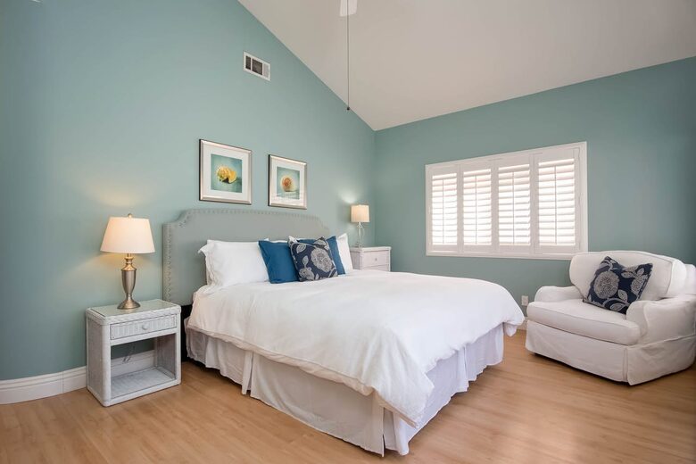 Lucy's Beach House - Oceanside, California