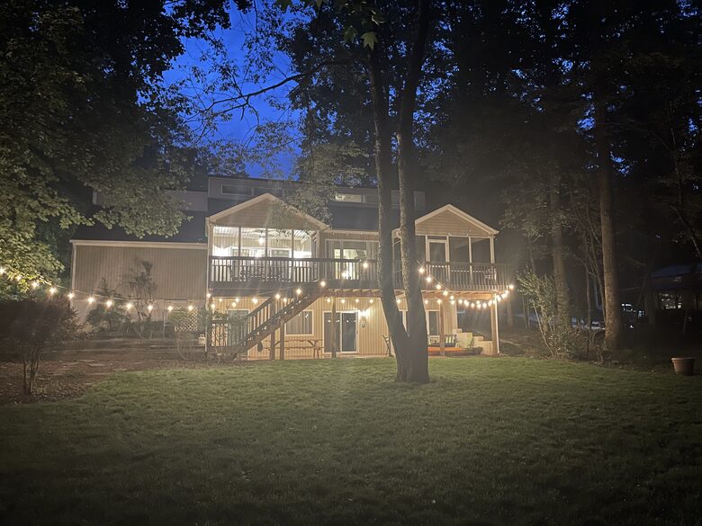 Lake House Retreat on the shores of Lake Hartwell in Seneca - Seneca, South Carolina