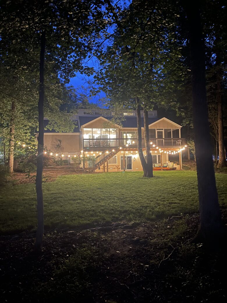 Lake House Retreat on the shores of Lake Hartwell in Seneca - Seneca, South Carolina