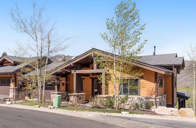 Quintess Collection - Whitetail Lodge - Park City, Utah