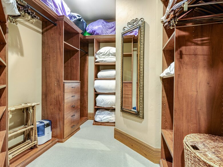 Quintess Collection - Whitetail Lodge - Park City, Utah