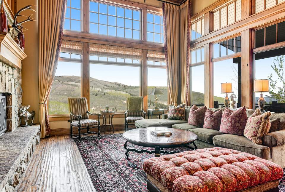 Quintess Collection - Whitetail Lodge - Park City, Utah