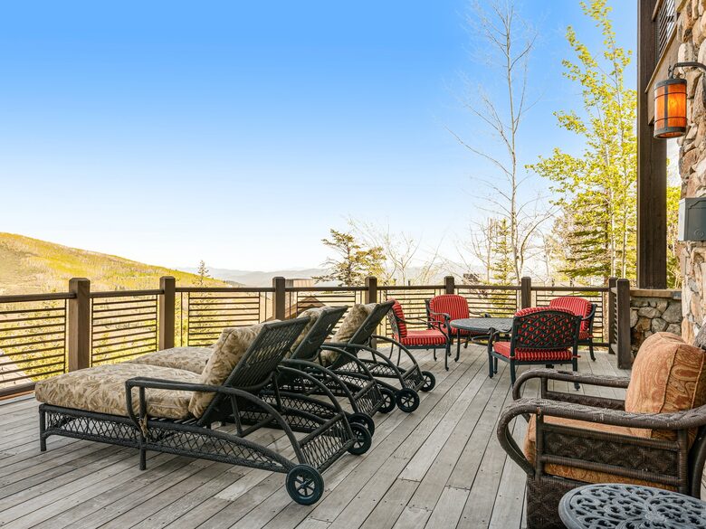 Quintess Collection - Whitetail Lodge - Park City, Utah