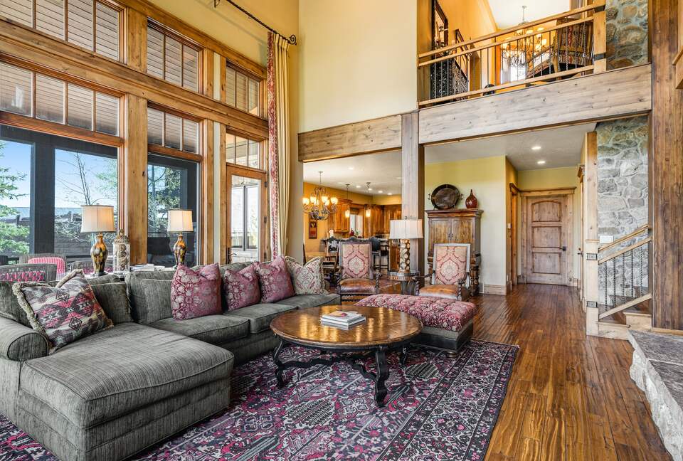 Quintess Collection - Whitetail Lodge - Park City, Utah