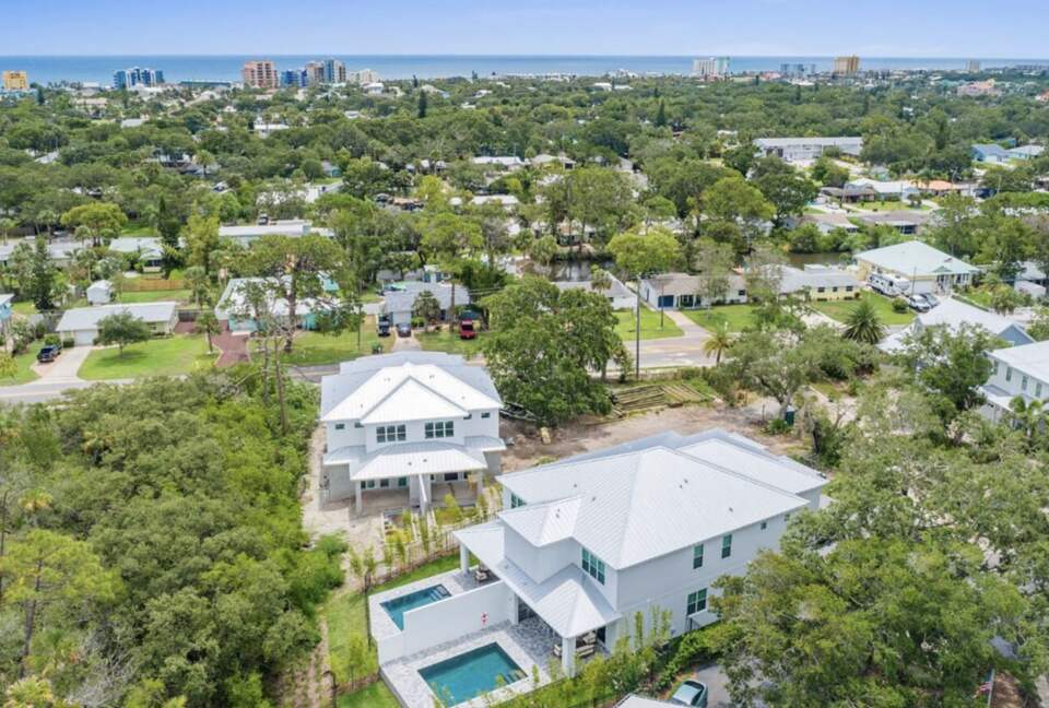 New Smyrna Beach Getaway with Boat Slip, Steps from the Ocean and Town - New Smyrna Beach, Florida
