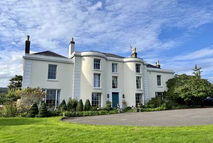 Old Rectory Manor House - exterior & garden & meadow