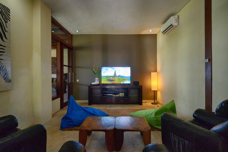 The Hideaways Club - Asmara - Kutta, Indonesia
