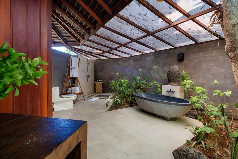 The Hideaways Club - Asmara - Kutta, Indonesia