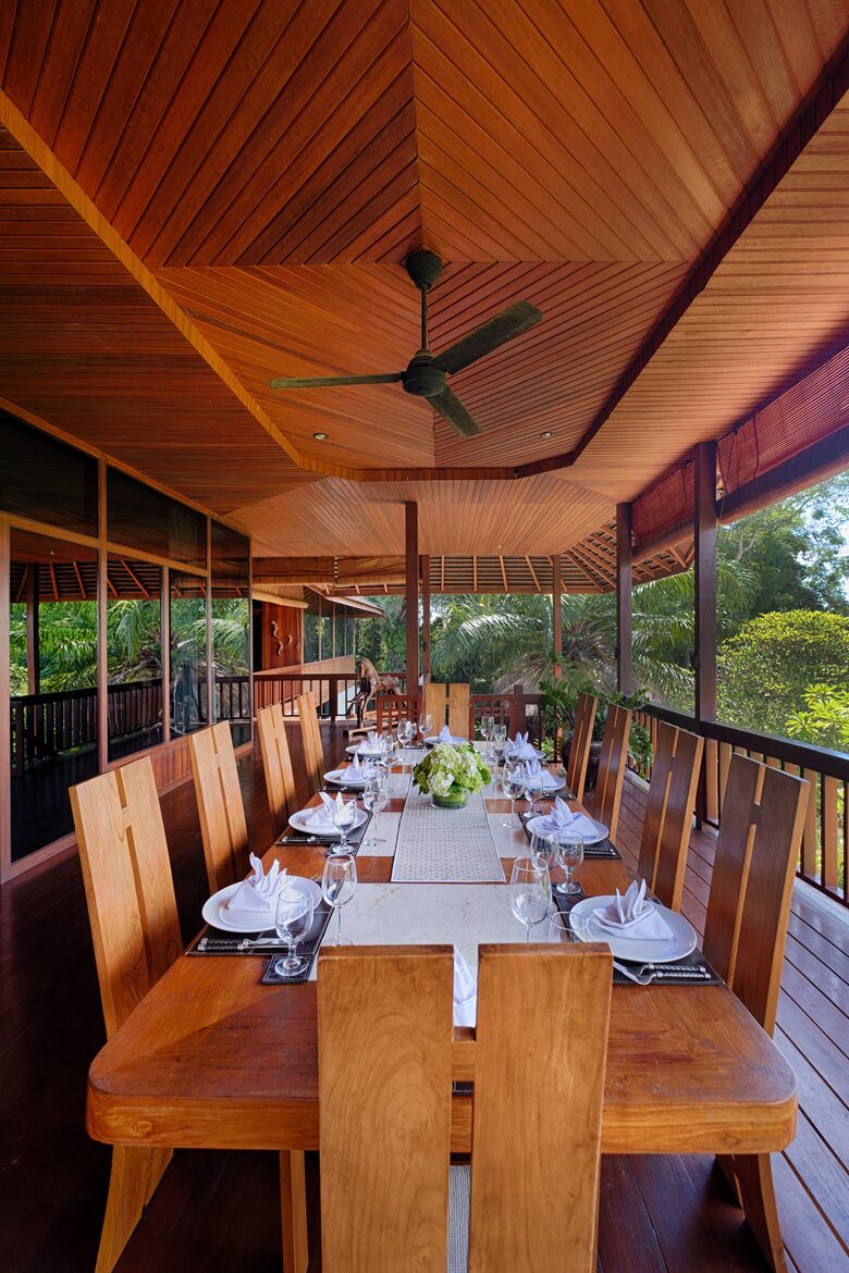 The Hideaways Club - Asmara - Kutta, Indonesia