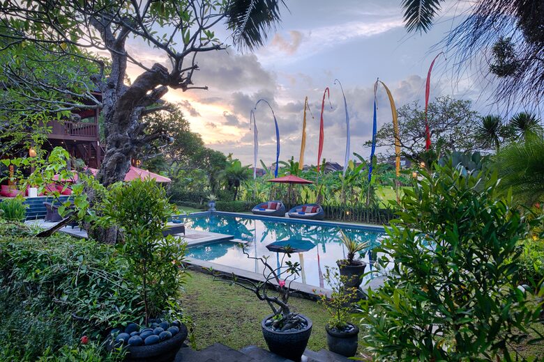The Hideaways Club - Asmara - Kutta, Indonesia