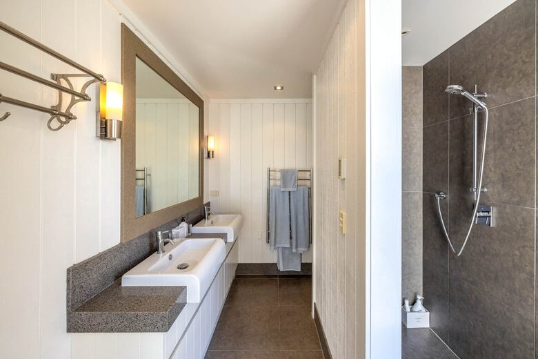 Oneroa Estate - Waiheke Island, New Zealand