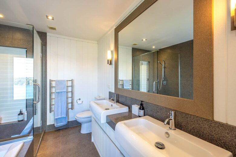 Oneroa Estate - Waiheke Island, New Zealand