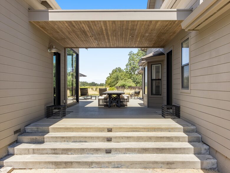 Quintess Collection - Valley Vineyards - Healdsburg, California